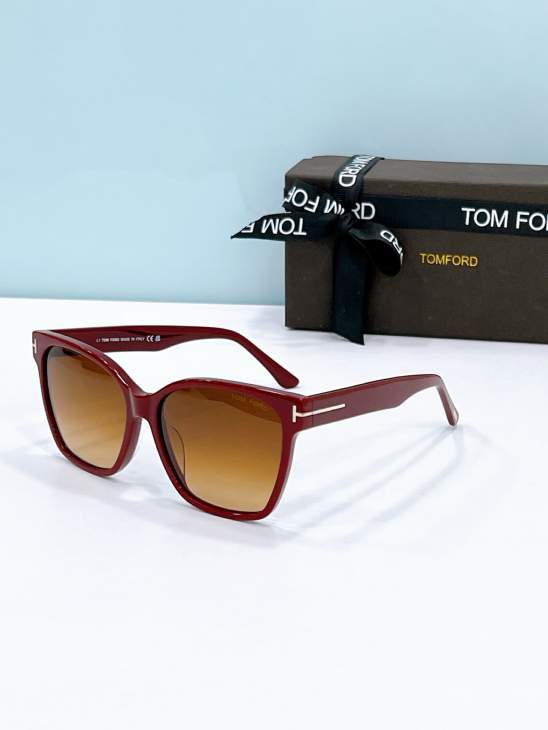 Picture of Tom Ford Sunglasses _SKUfw79566664fw